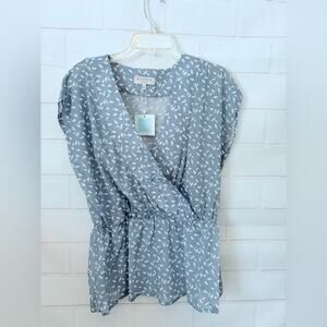 Hayden Los Angeles Blue & White Feather Print Blouse Size L NWT